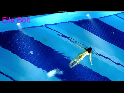 ❤️ මට නැරඹීම නැවැත්විය නොහැක, තරුණ රන්වන්තිය ELLA BOLT නිවාඩු නිකේතනයේ තටාකයේ නිරුවතින් පිහිනීමට හසු විය ️ ගුද වීඩියෝව si.courseclass.ru